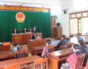 Giải quyết vụ án dân sự khi người bị kiện, người liên quan vắng mặt tại nơi cư trú